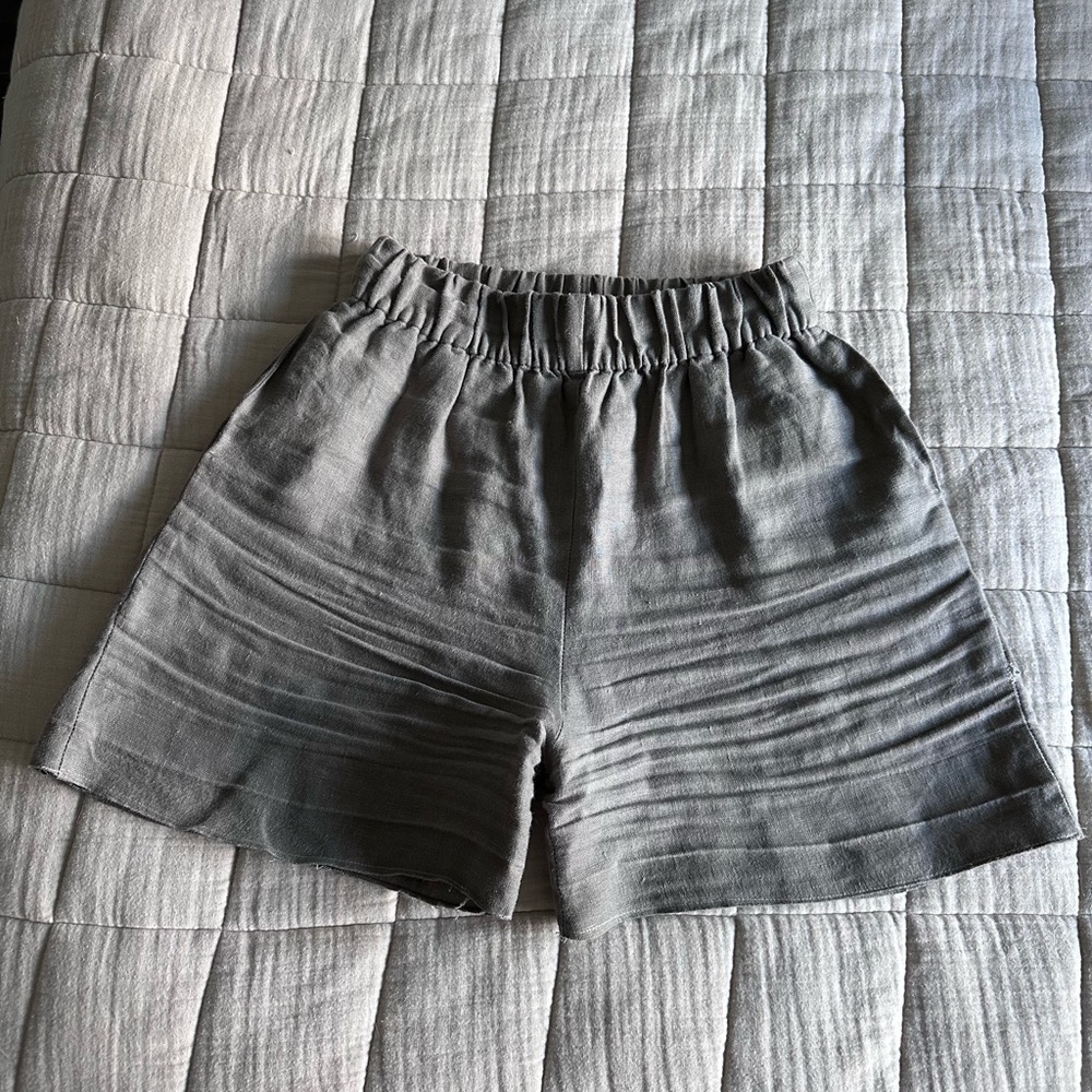Only Child Linen Shorts Sage Green/Grey S/M